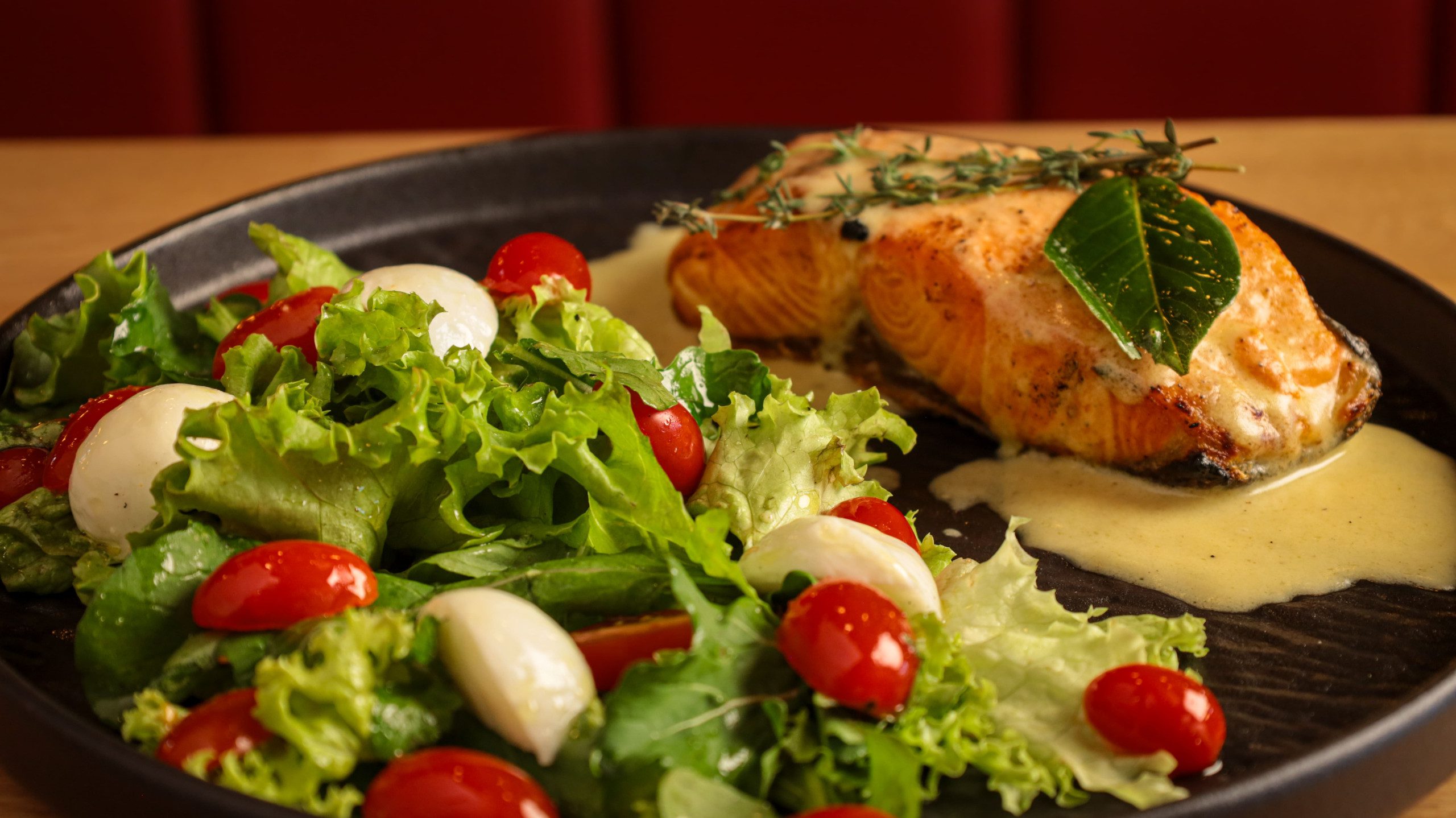 Salmone Alle Erbe Nobili